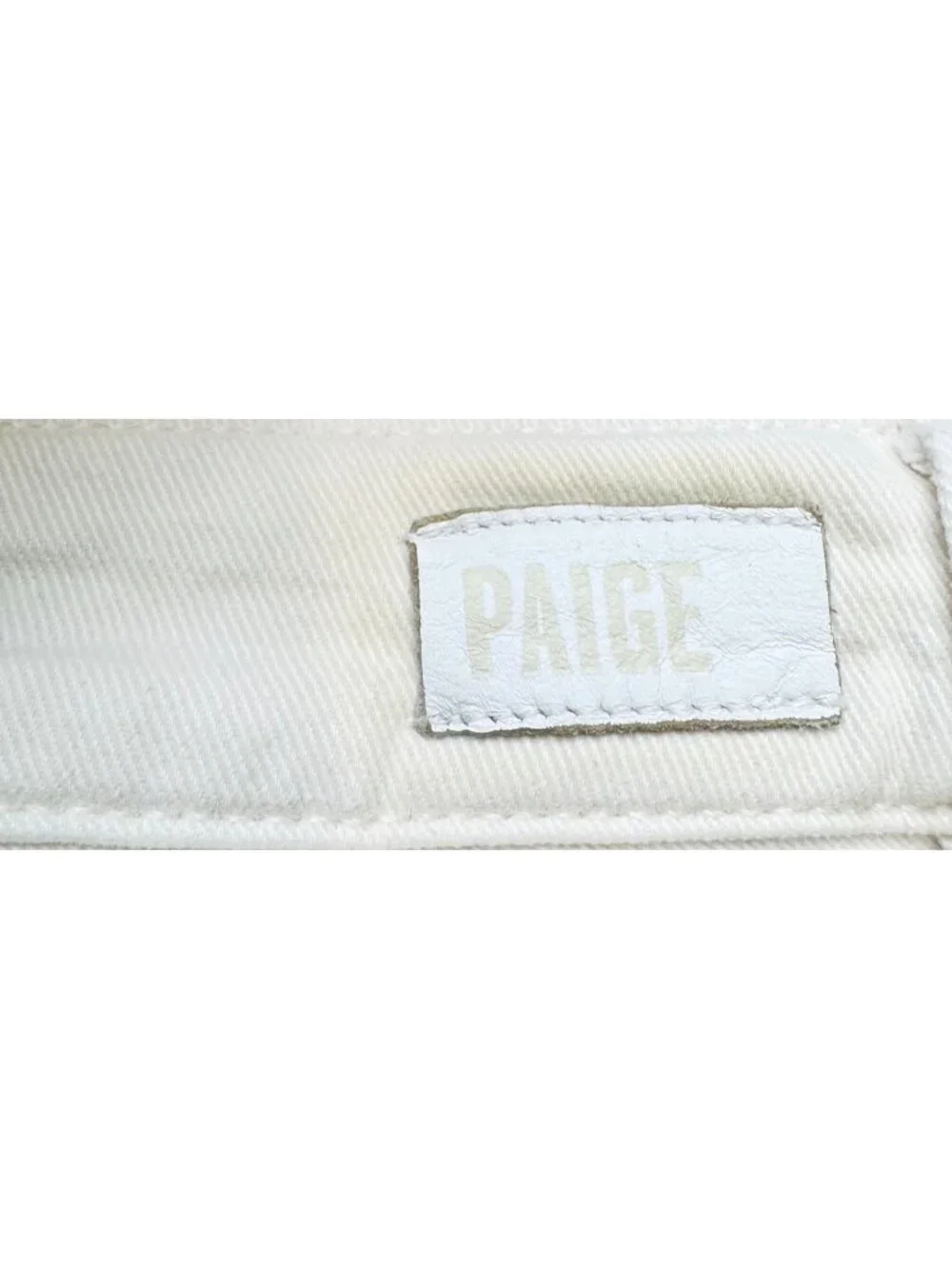 Paige Cindy Sandy Ecru Modern Fit Denim Jeans Pants W/ Zip detail Womens 30
